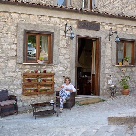 ホテルA Casa Vecchia Palazzo Adriano エクステリア 写真