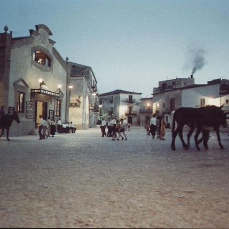 ホテルA Casa Vecchia Palazzo Adriano エクステリア 写真
